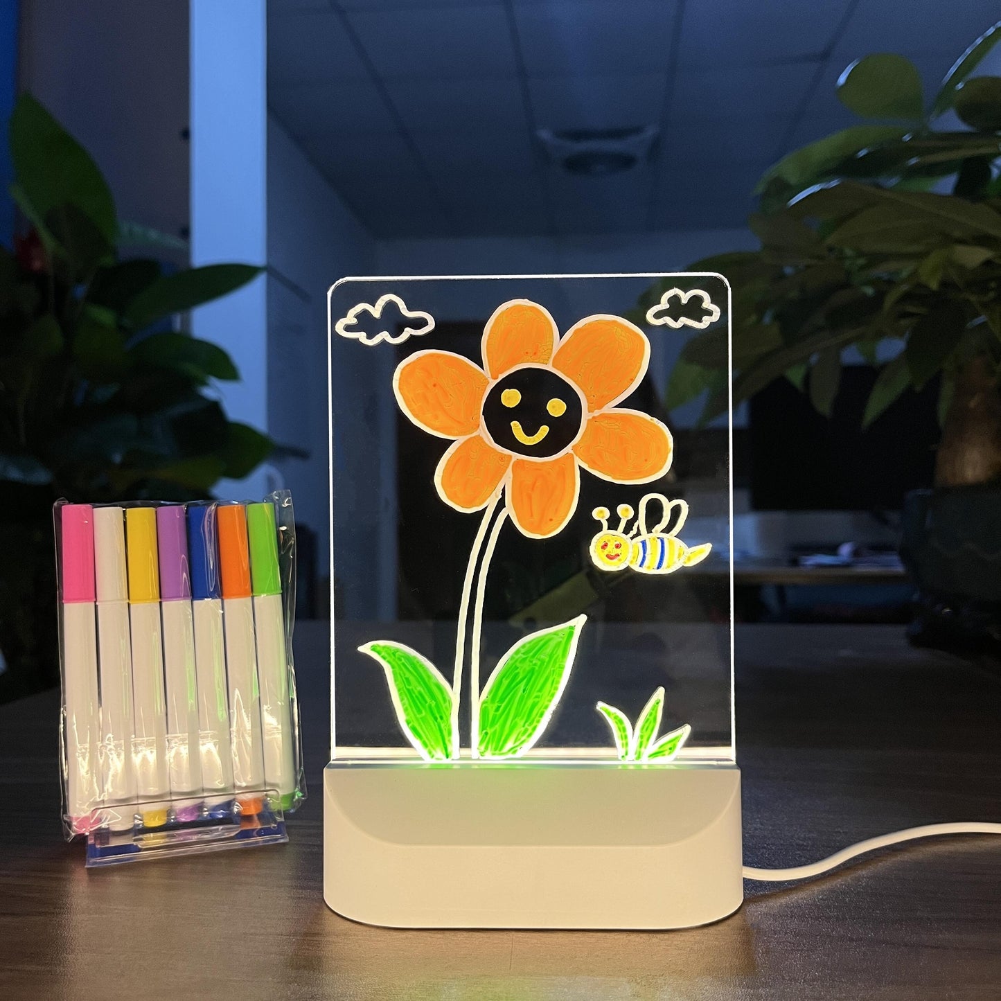 Memo Board with 7 Pens Creative LED Night Light USB Message Board