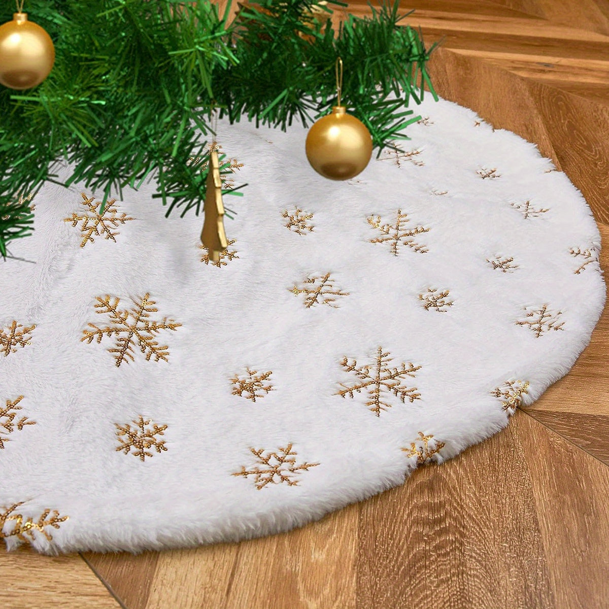 Christmas Tree Base Decoration Golden Snowflake Tree Skirt